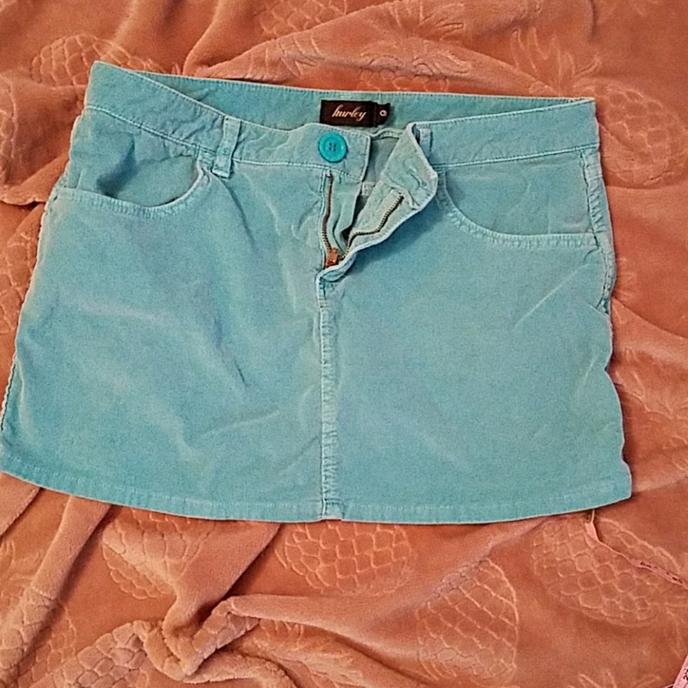 Hurley skirt